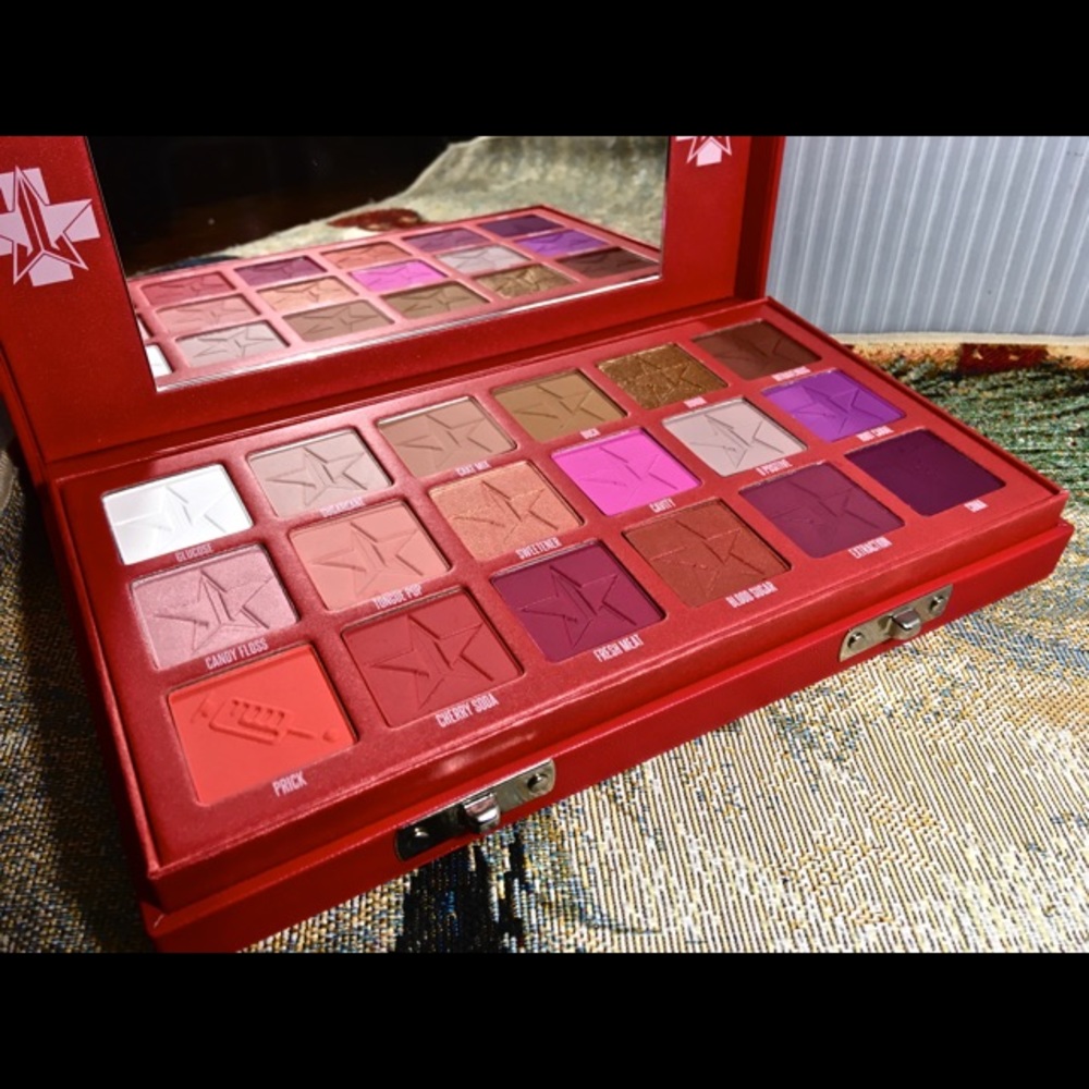 Jeffree Star Blood Sugar Palette & free lipstick - Picture 6 of 8